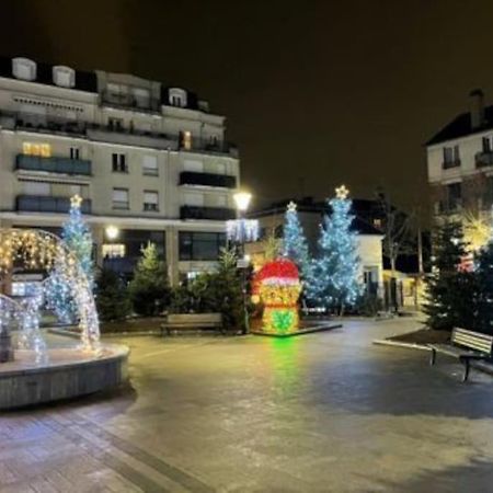 Studio A 2 Pas De La Gare Sartrouville Exterior foto